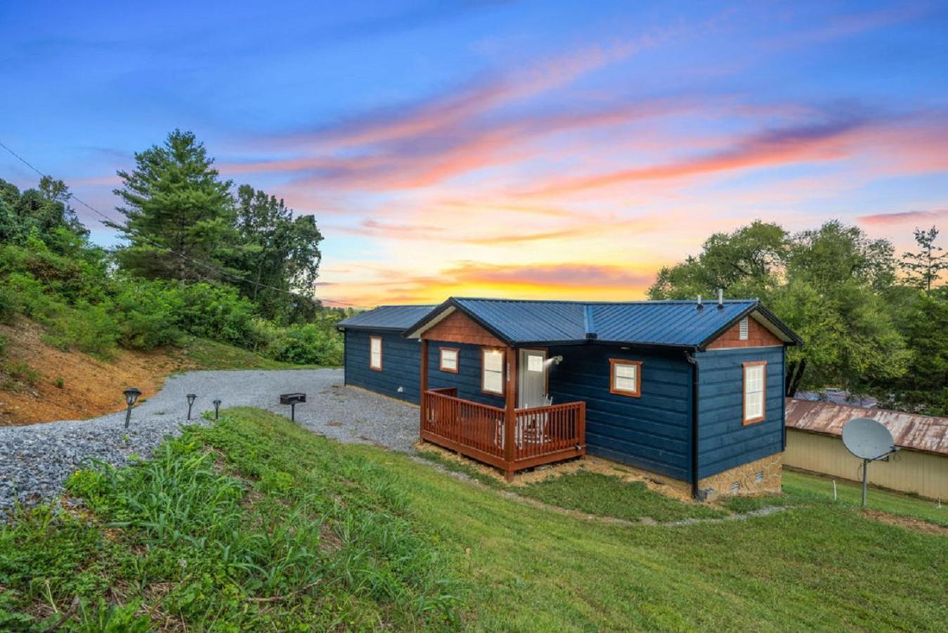 Brand New Tiny Cabin! A Bearly Adventure Sevierville Zewnętrze zdjęcie