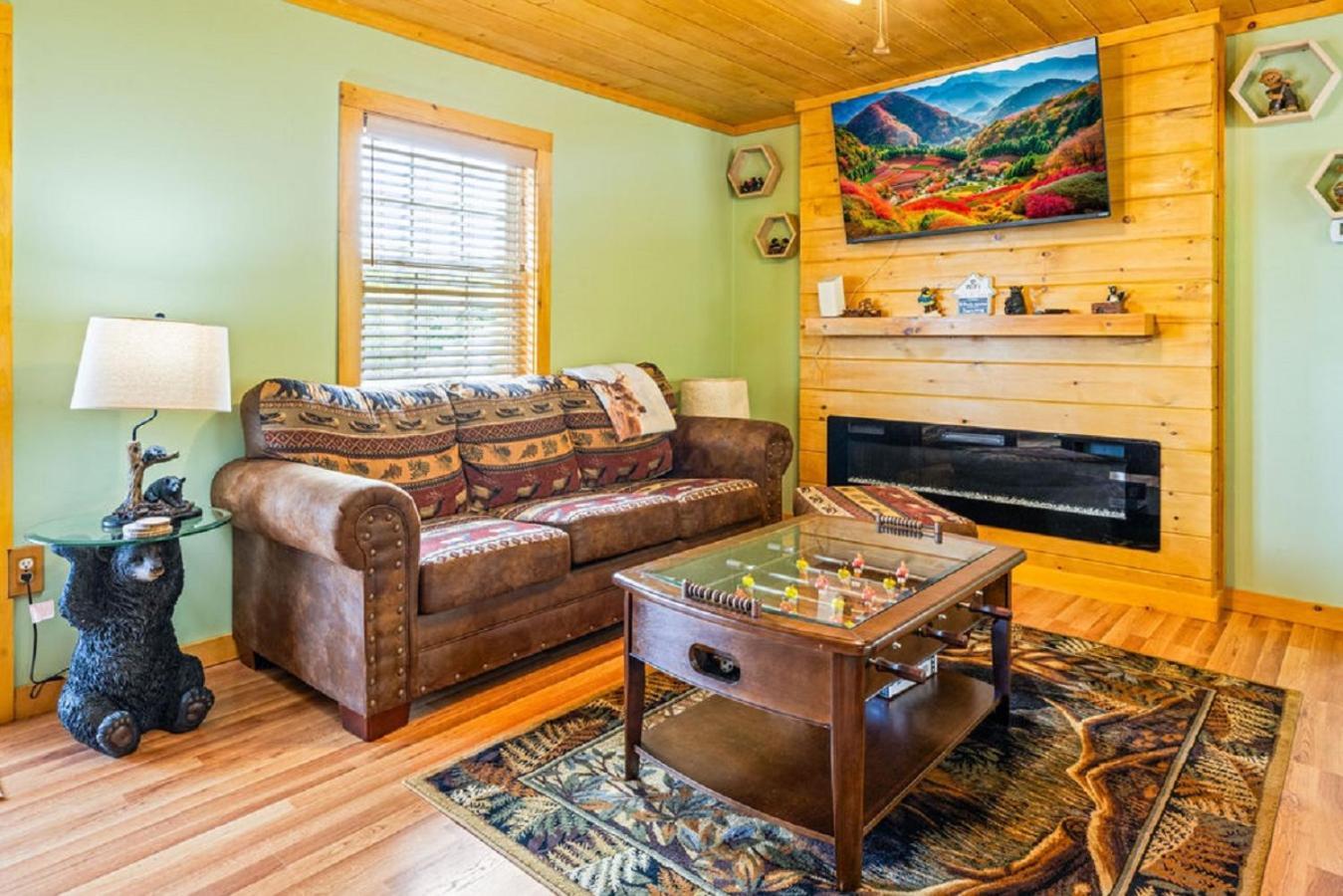 Brand New Tiny Cabin! A Bearly Adventure Sevierville Zewnętrze zdjęcie